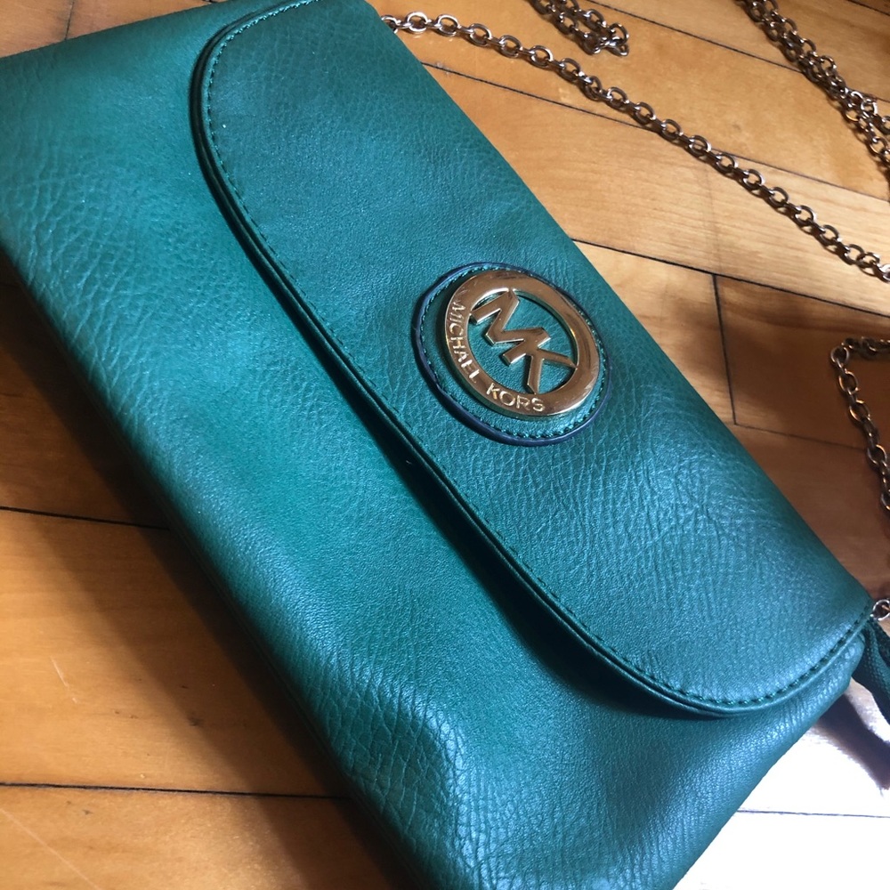 Green MK cross body - gold link strap